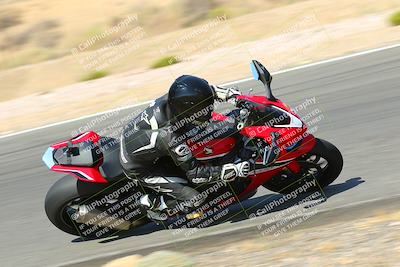 media/Oct-16-2022-TrackXperience (Sun) [[236a00b5b6]]/Group 3/session 4 turn 2/